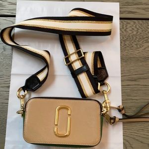 Marc jacobs cross body never worn